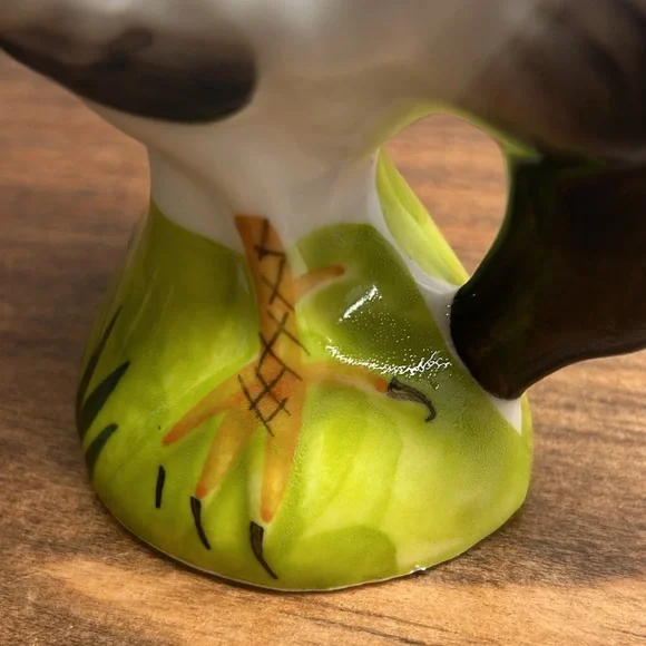 Decorative Small Painted Ceramic Rooster Decor 5 Inches In Height - Picture 6 of 10